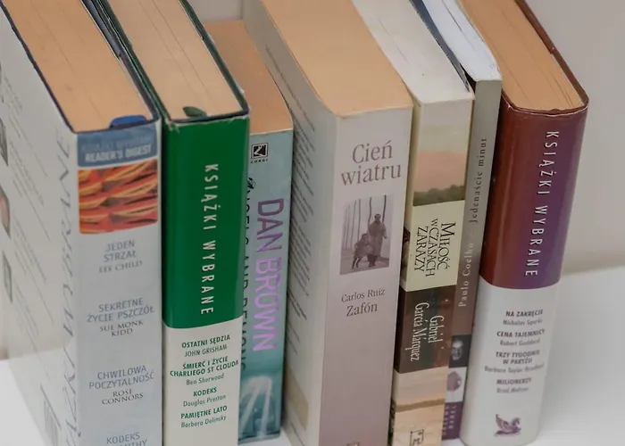 Bright With Terrace And Parking Close To The Sea In By Renters