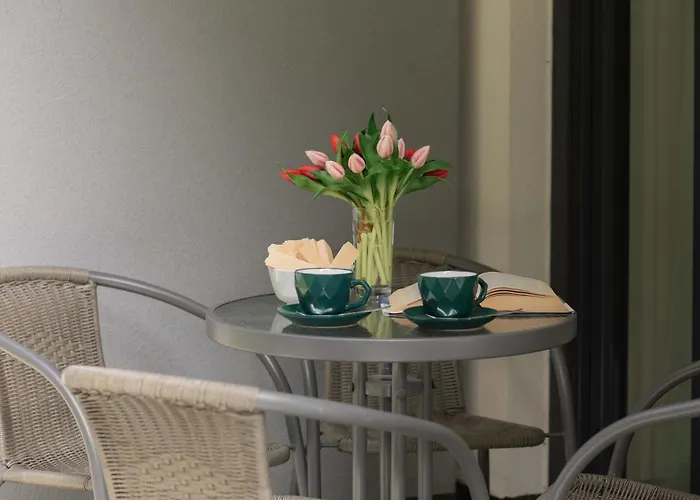 Bright With Terrace And Parking Close To The Sea In By Renters Appartamento Niechorze