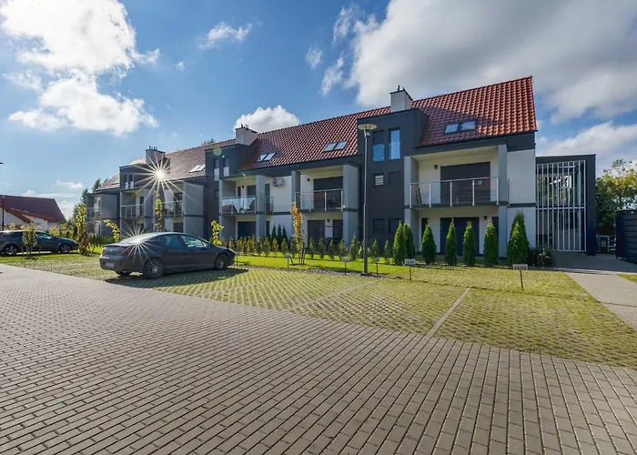 Bright With Terrace And Parking Close To The Sea In By Renters Appartamento